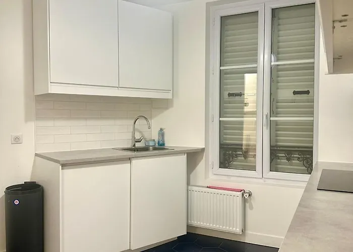 Lovely Near Opera & Lafayette Apartment