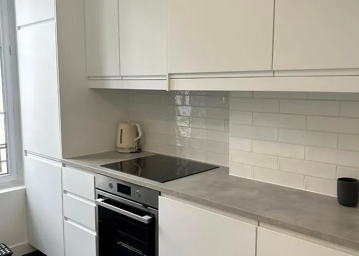 Lovely Near Opera & Lafayette Apartment *